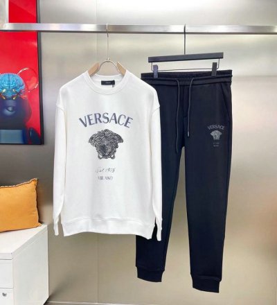 2025 popular ensemble versace short 2172857