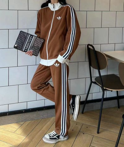 2025 ensemble de survetement adidas homme AD165