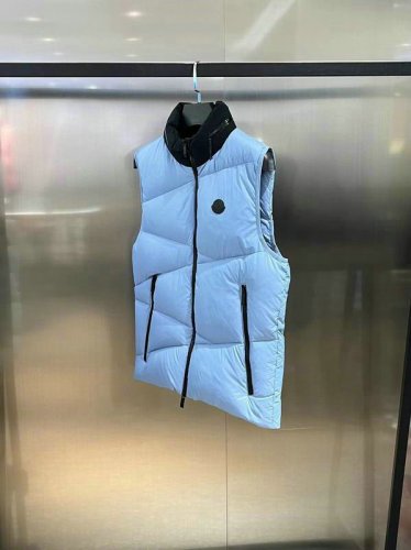 doudoune moncler sans manche capuche 2120145