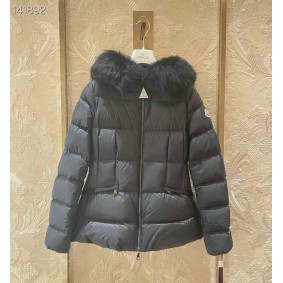 logo moncler doudoune 2060583